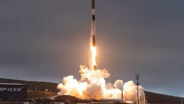 SpaceX redefine limite de lançamentos com dois Falcon 9 em 38 minutos, atingindo nova marca em 2026