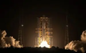 Decolagem de foguete Long March 7A na China termina em explosão 85 segundos depois
