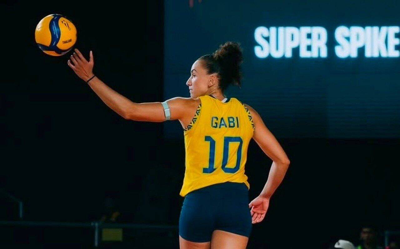 Gabi Guimarães - Instagram