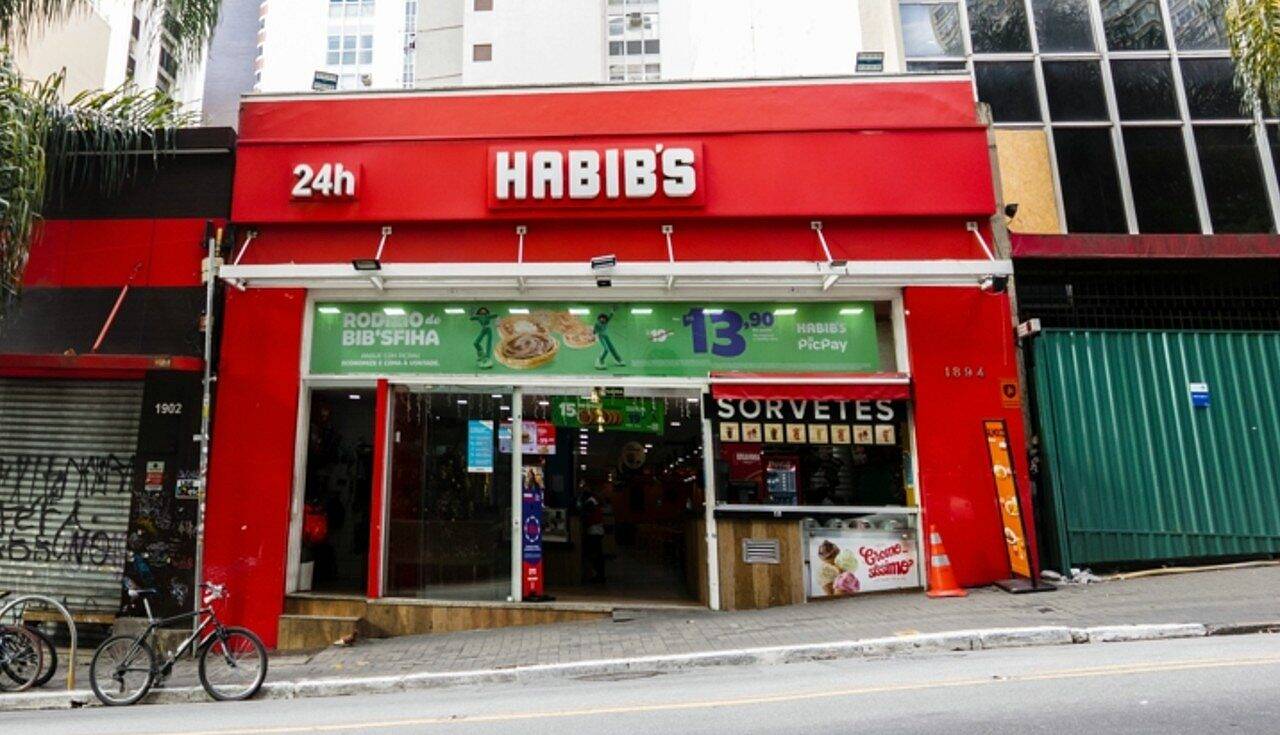 Habib's - Alf Ribeiro/Shutterstock.com