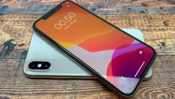 Sete anos após o lançamento, iPhone X é classificado como obsoleto pela Apple