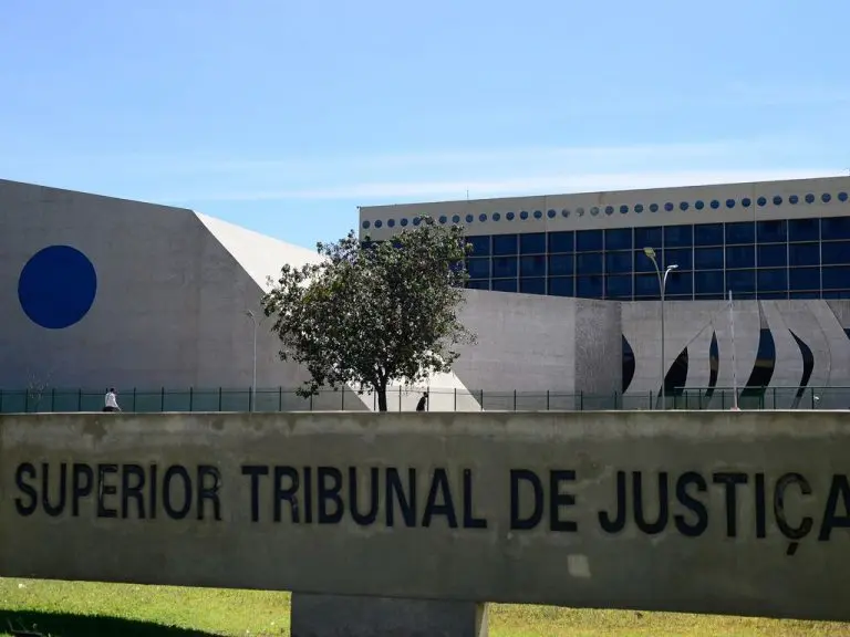 Filtro de relevância poderá reduzir a sobrecarga do STJ - Foto: Marcello Casal Jr/Agência Brasil
