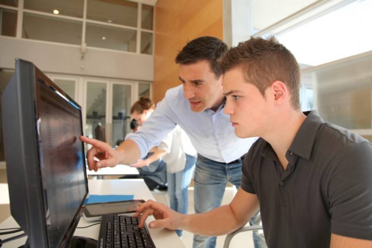 Medida é voltada para quem busca o primeiro emprego - Foto: Depositphotos