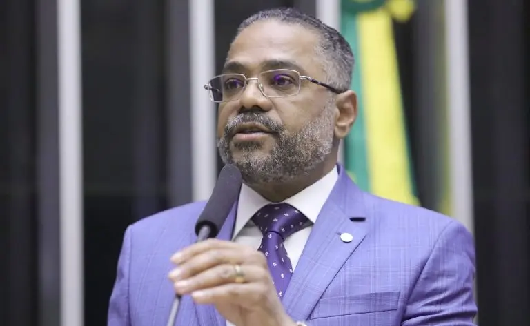 Márcio Marinho recomendou a aprovação da proposta - Foto: Mario Agra / Câmara dos Deputados