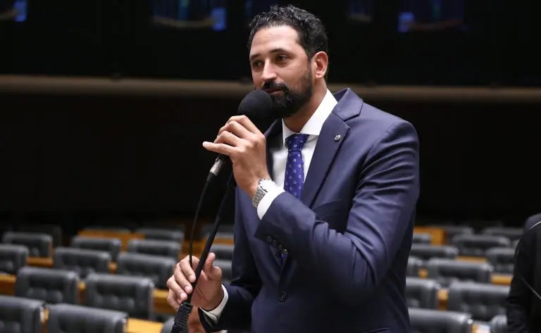 Maurício do Vôlei é o autor da proposta - Foto: Vinicius Loures/Câmara dos Deputados