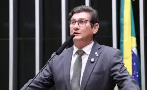 Comissão da Câmara aprova regulamentação do porte de arma para empresários em defesa de vida e patrimônio