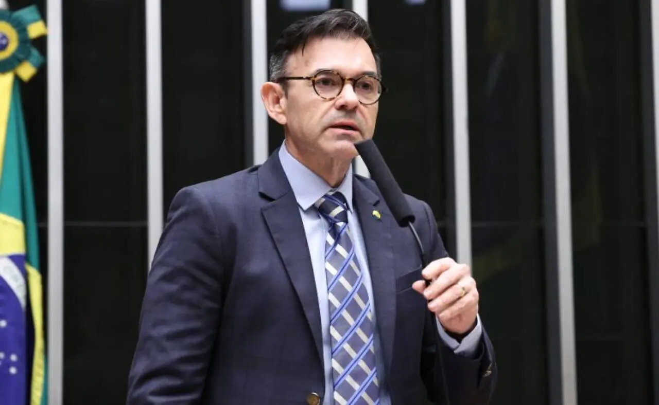 Raniery Paulino: esse profissional precisa saber comunicar-se com todas as pessoas da escola - Foto: Kayo Magalhães / Câmara dos Deputados