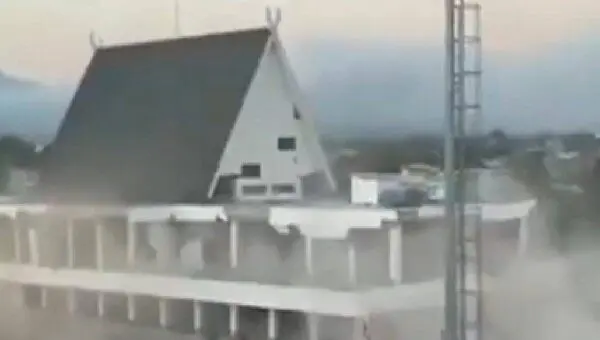 Indonésia terremoto - X