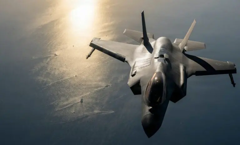 Jato americano exército guerra EUA - Divulgação
