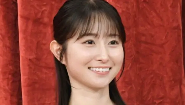 Kana Sato, locutora da Yomiuri TV (C) ORICON News inc .