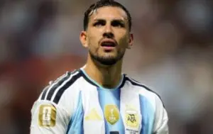 Argentina recebe multa milionária da Fifa e Paredes é suspenso por 10 jogos após polêmicas Copa do Mundo