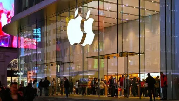 Loja da Apple - Savvapanf Photo / Shutterstock.com