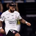 Memphis Depay - Rodrigo Coca e Evander Portilho / Corinthians