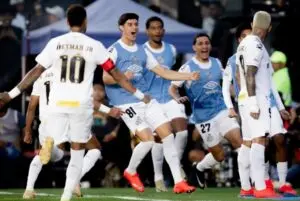 Vitória contra o Vasco impulsiona Santos com Neymar e Gabigol para fases decisivas