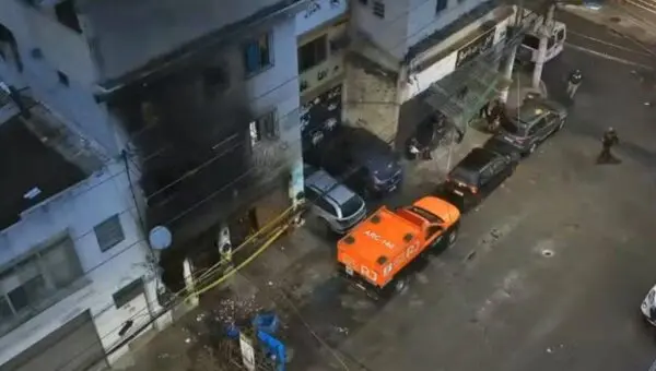 O imóvel atingido pelo incêndio — TV Globo/Reprodução