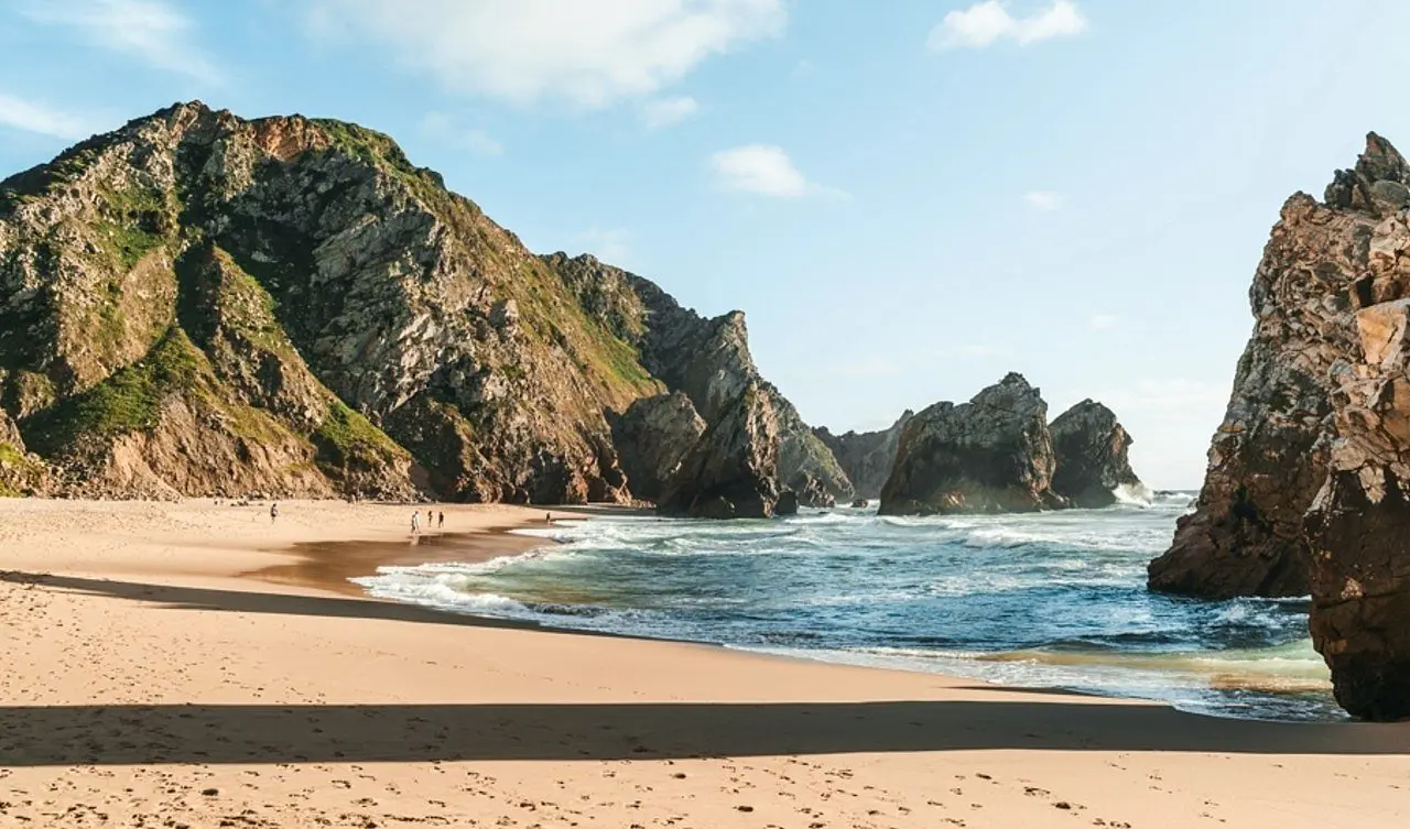 Praia da Ursa, em Sintra - Peter116/Shutterstock.com
