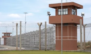 Espírito Santo revoluciona segurança prisional com drones e kits de varredura avançados; zero celulares em operação