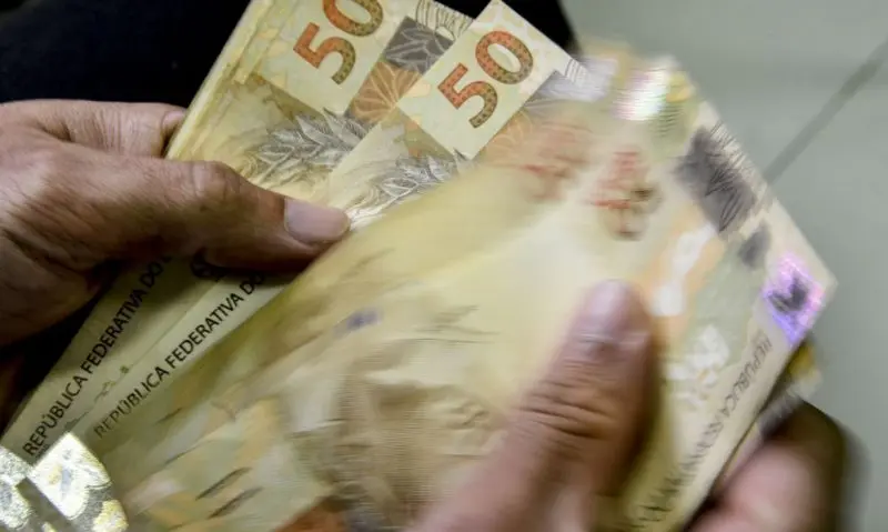 Crédito para renegociação de dívidas de trabalhadores informais adimplentes já está em operação
