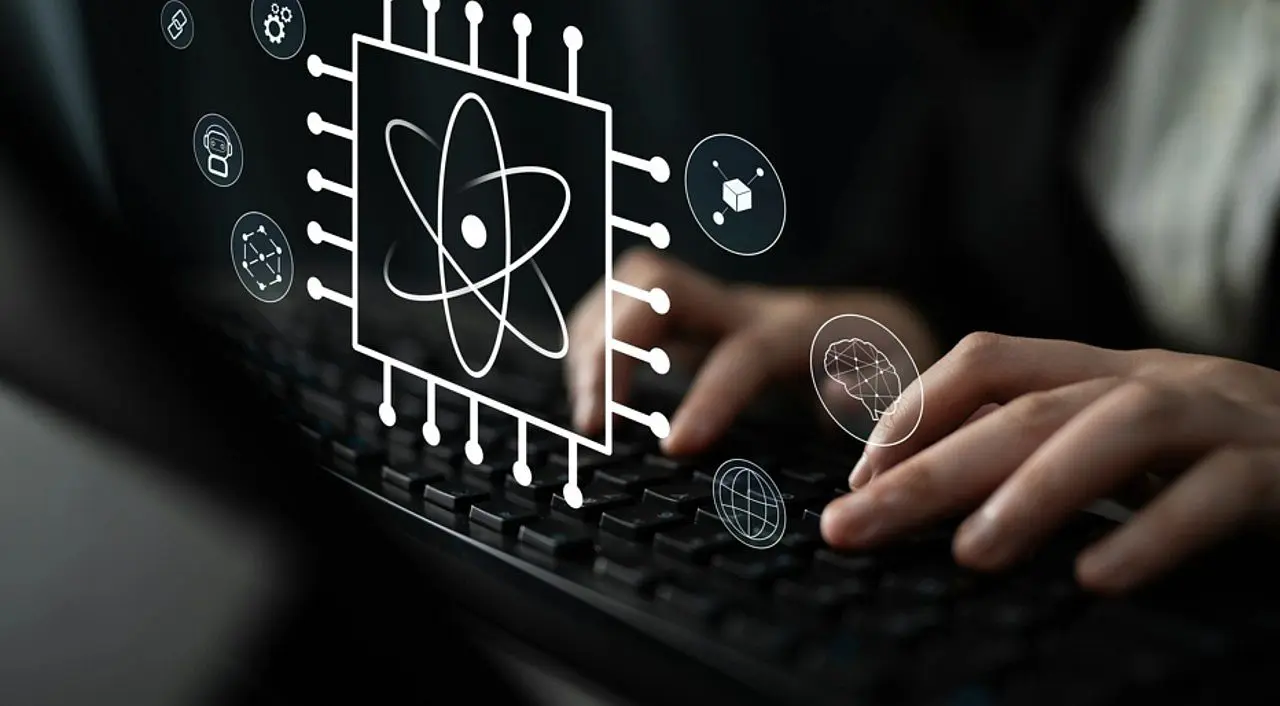 La investigación utiliza tecnologías cuánticas para probar la teoría de campos conforme