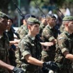 Soldados, militares - Celso Pupo/ Shutterstock.com