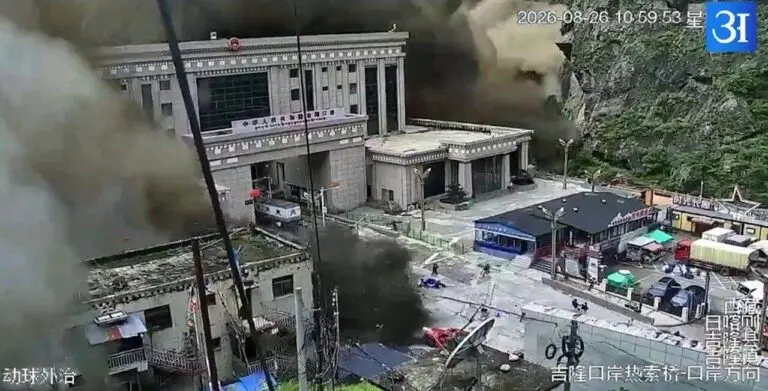 Terremoto e enchente no Nepal - Reprodução/X