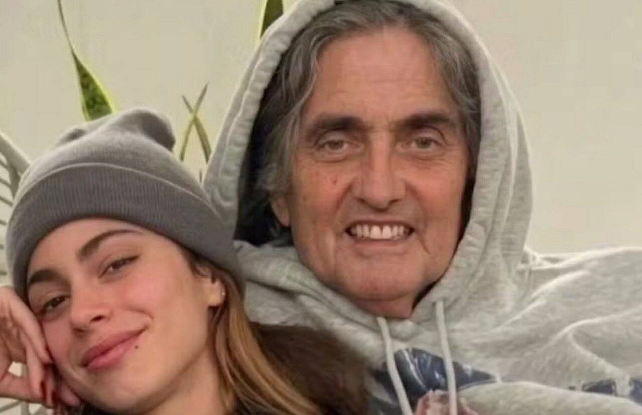 Cantora Tini Stoessel busca auditoria em gestão de patrimônio de US$ 70 milhões do pai