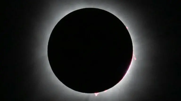 Total Solar Eclipse - NASA/Keegan Barber