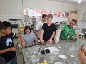 Clínica da Unir em Rolim de Moura oferece atendimento veterinário gratuito e revoluciona prática acadêmica