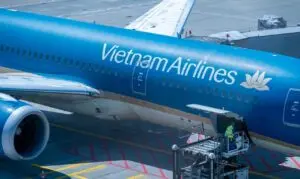Vietnam Airlines Boeing 787 damages tail on late takeoff from Munich