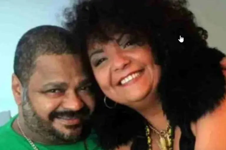 Viúva de Arlindo Cruz - rede social