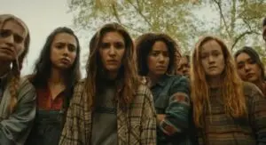Série Yellowjackets revela data de estreia da temporada final com elenco premiado