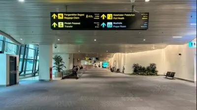 Aeroporto Indonesia - Luthfi Syahwal/Shutterstock.com