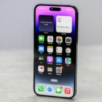 Apple, iphone - NguyenDucQuang/istockphoto