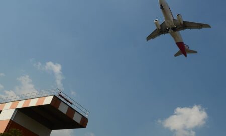 Anac determina que empresas aéreas ampliem informações sobre atrasos em voos