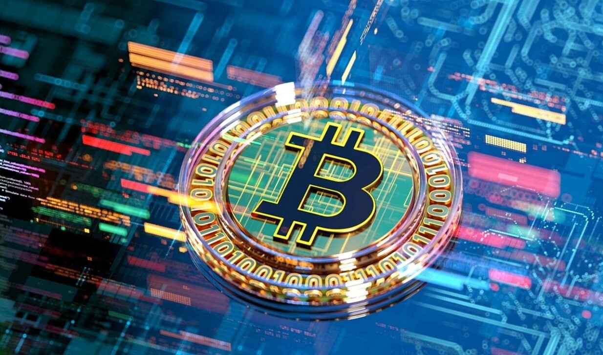 Bitcoin - Vertigo3d/Istock.com
