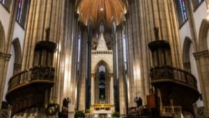 Catedral da Sé em São Paulo - Alf Ribeiro / Shutterstock.com