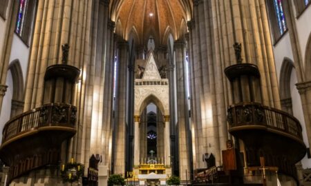 Catedral da Sé em São Paulo - Alf Ribeiro / Shutterstock.com