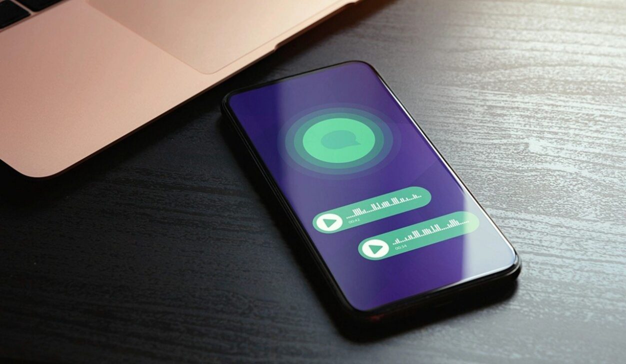 Celular, gravação de aúdio - BestForBest/ Istockphoto.com