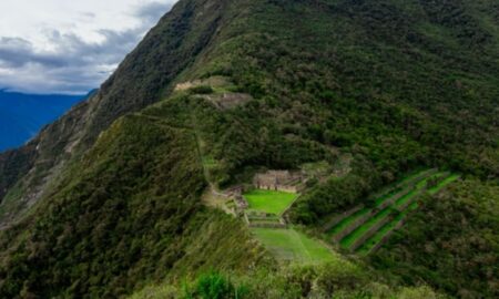Choquequirao - Robert Harding Video / shutterstock.com