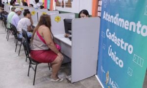CRAS, atendimento Cadastro único - Divulgação/Prefeitura de Manaus