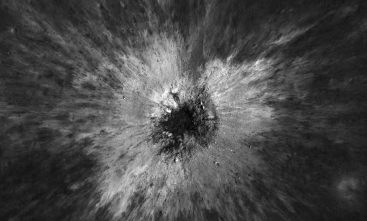 Cratera McGetchin - NASA Goddard/Intuitive Machin
