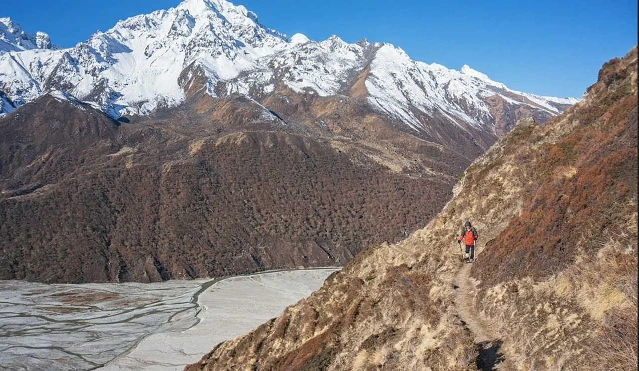 Cume do Monte Yen Tu - Rei Imagine/Shutterstock.com
