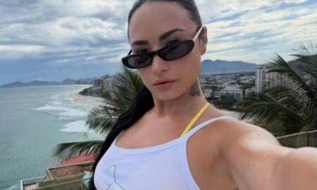 Demi Lovato - Instagram