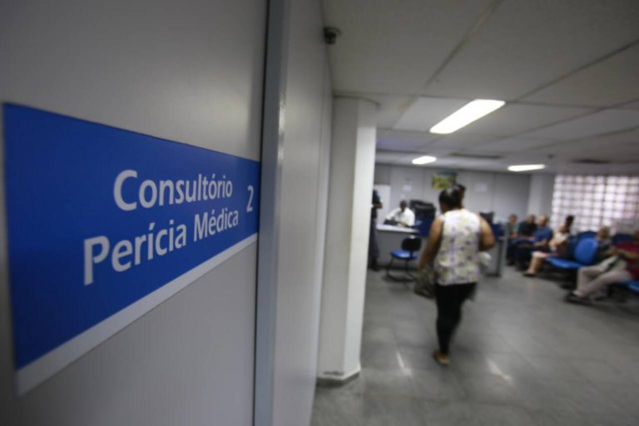 Congresso promulga nova lei para acelerar análise de benefícios do INSS e reduzir filas