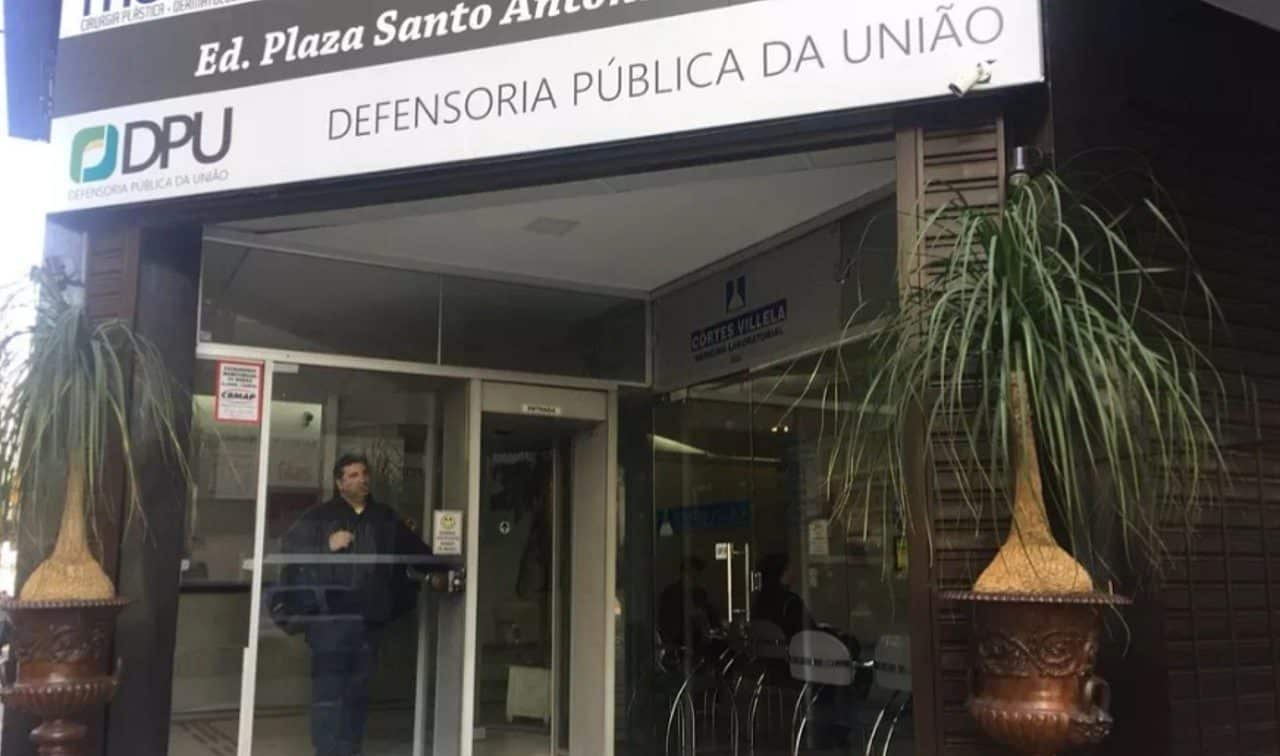DPU amplia acesso à assistência jurídica gratuita com novo teto de renda baseado no salário mínimo