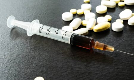 O que é o kratom, planta associada a efeitos semelhantes aos de opioides e que preocupa autoridades nos EUA