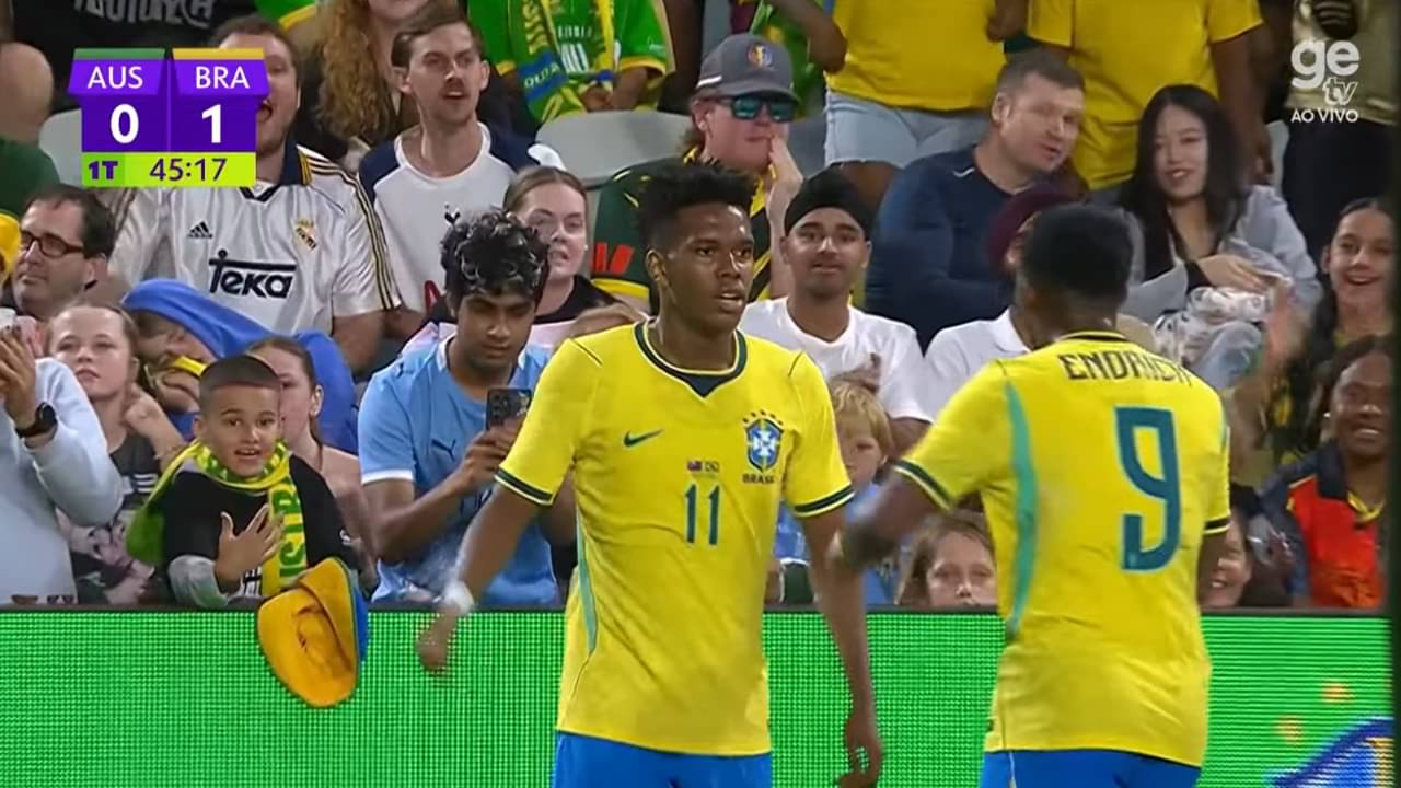 Estêvão comemora gol contra Austrália - Reprodução / GE TV