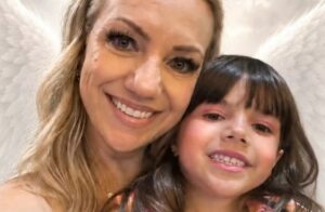 Fabiane Grando Brotto e a filha Bianca Grando Brotto — Redes sociais da família