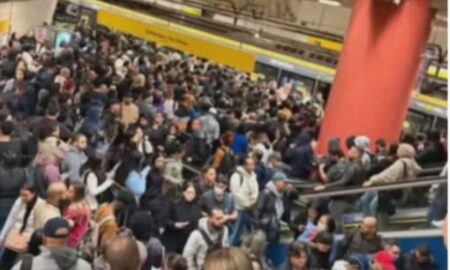 Pane elétrica retém usuários em trens da Linha 4-Amarela