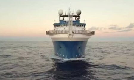 Fantástico entra no navio que vai acessar região remota do mar profundo do Atlântico Sul - Reprodução/TV Globo